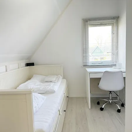 Lejlighed 36 Op Recreatiepark De Wielen *