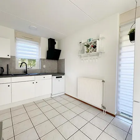 36 Op Recreatiepark De Wielen Sint Maarten